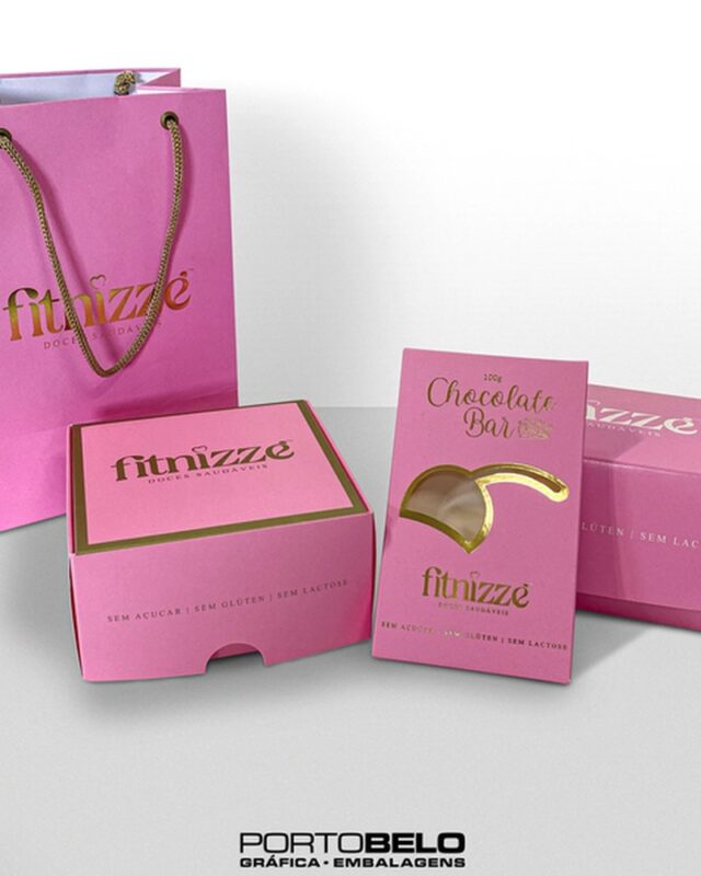 Sacola e caixas personalizadas Fitnizzé - Gráfica Porto Belo